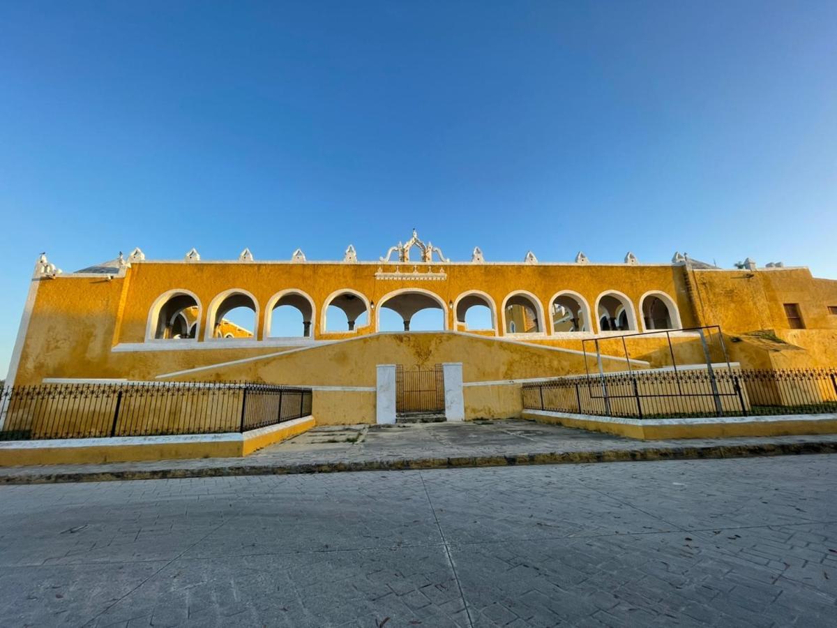 Buenosdias Izamal Bed & Breakfast Exterior photo