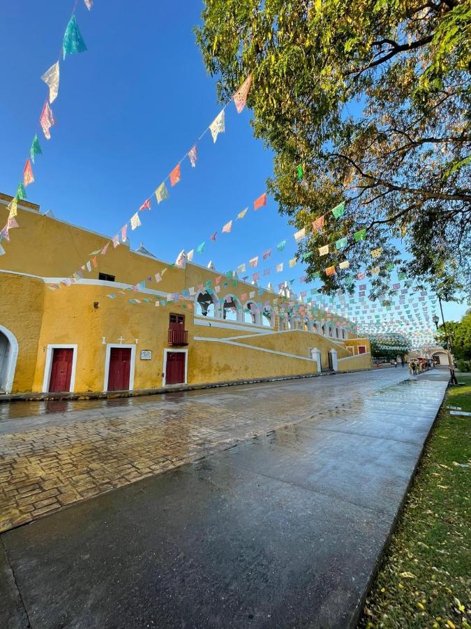 Buenosdias Izamal Bed & Breakfast Exterior photo